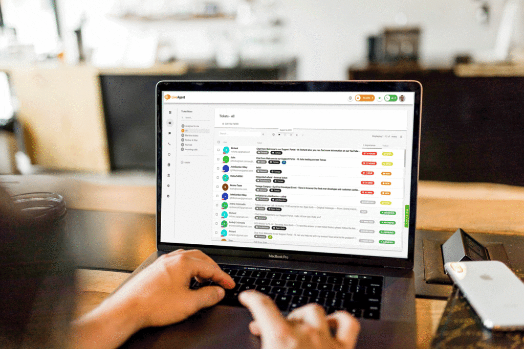 صندوق وارد LiveAgent الموحد على شاشة الكمبيوتر